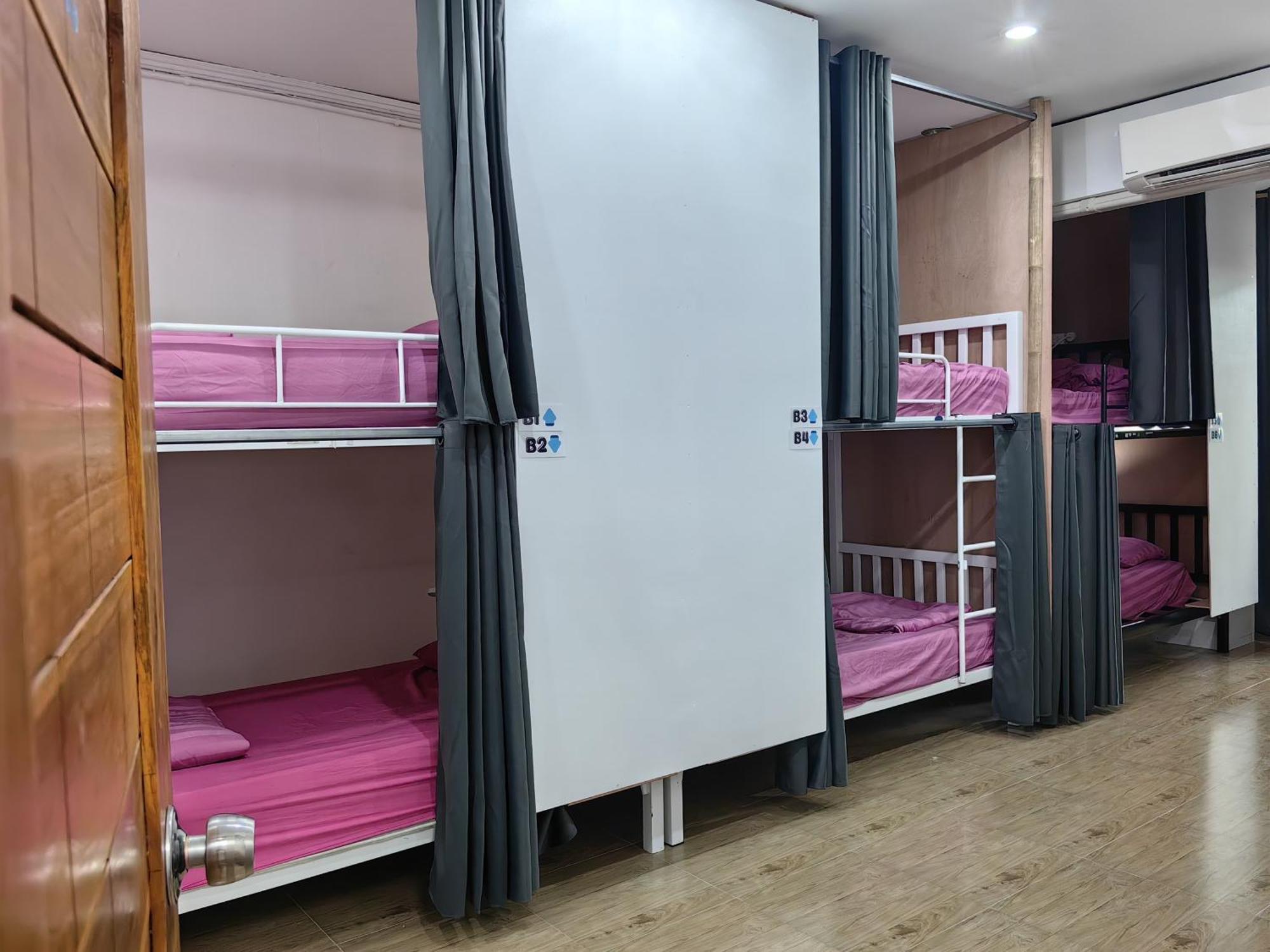 Arena Boutique Hotel Female Only ท้องศาลา ภายนอก รูปภาพ